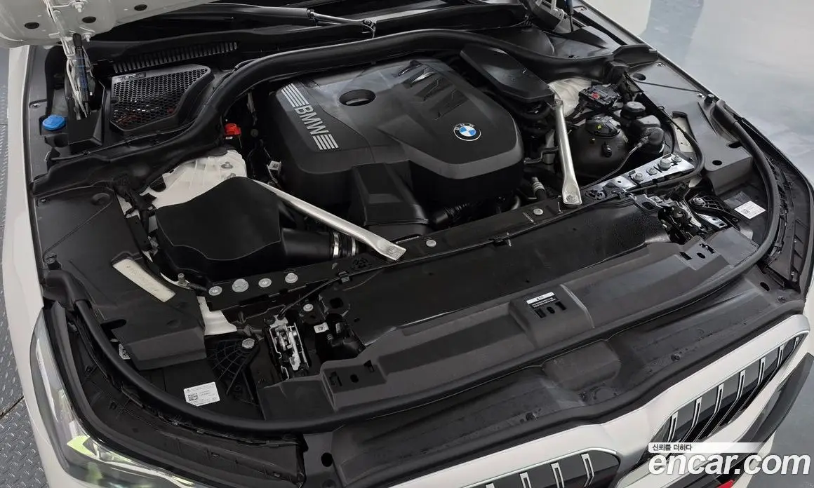 BMW 5 серия 2025 2.0 автомат (гидро), фото 6 BMW 5 серия 2025 2.0 автомат (гидро), фото 6