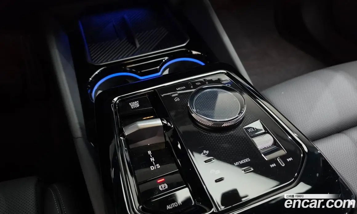 BMW 5 серия 2025 2.0 автомат (гидро), фото 12