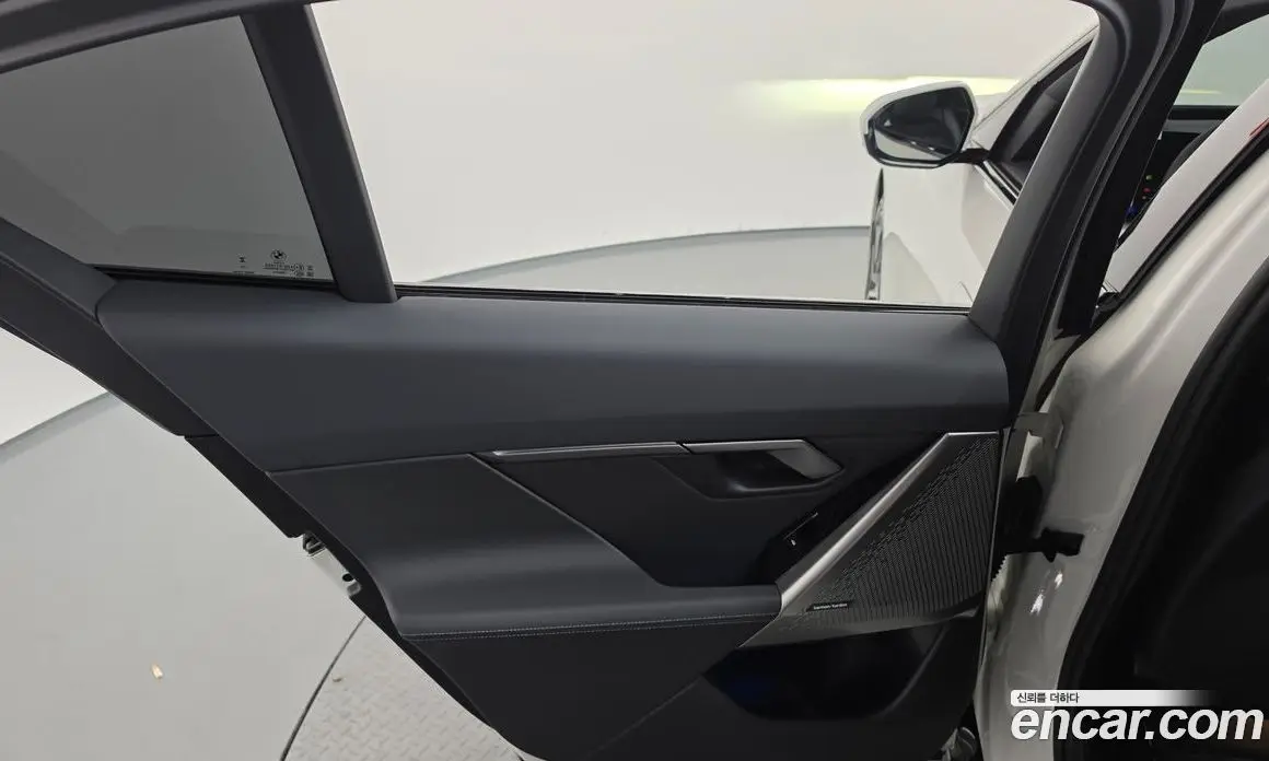 BMW 5 серия 2025 2.0 автомат (гидро), фото 15