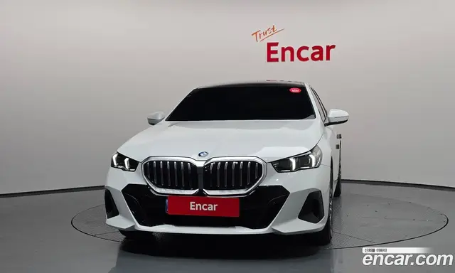 BMW 5 серия 2025 2.0 автомат (гидро), миниатюра 3