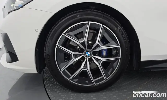 BMW 5 серия 2025 2.0 автомат (гидро), миниатюра 7
