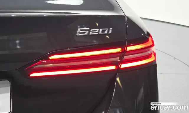 BMW 5 серия 2025 2.0 автомат (гидро), миниатюра 9 BMW 5 серия 2025 2.0 автомат (гидро), миниатюра 9