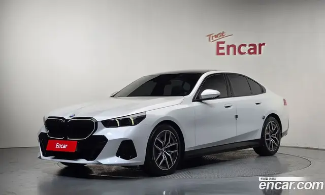 BMW 5 серия, 2025, 5 019 км