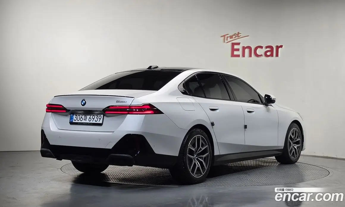 BMW 5 серия 2025 2.0 автомат (гидро), фото 2 BMW 5 серия 2025 2.0 автомат (гидро), фото 2