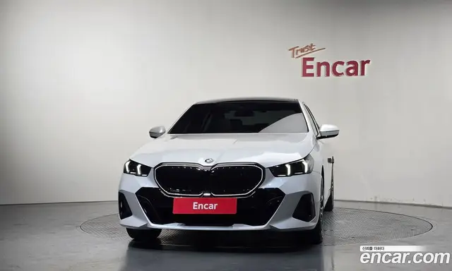 BMW 5 серия 2025 2.0 автомат (гидро), миниатюра 3 BMW 5 серия 2025 2.0 автомат (гидро), миниатюра 3