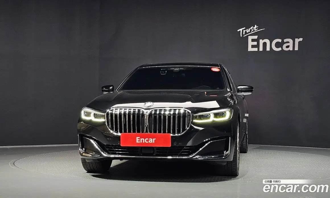 BMW 7 серия 2021 3.0 автомат (гидро), фото 3