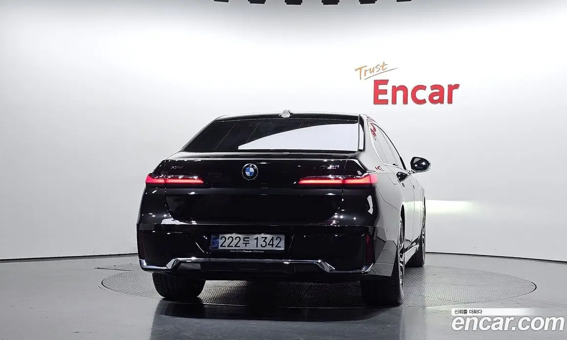 BMW 7 серия 2025 3.0 автомат (гидро), фото 3