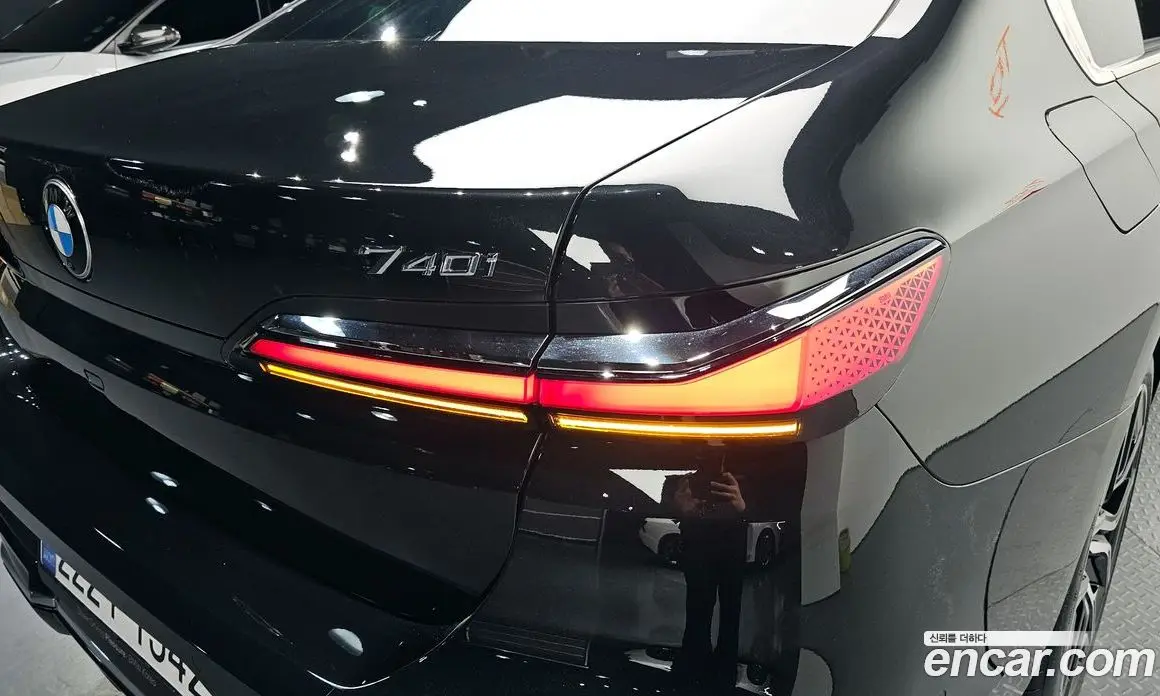 BMW 7 серия 2025 3.0 автомат (гидро), фото 8
