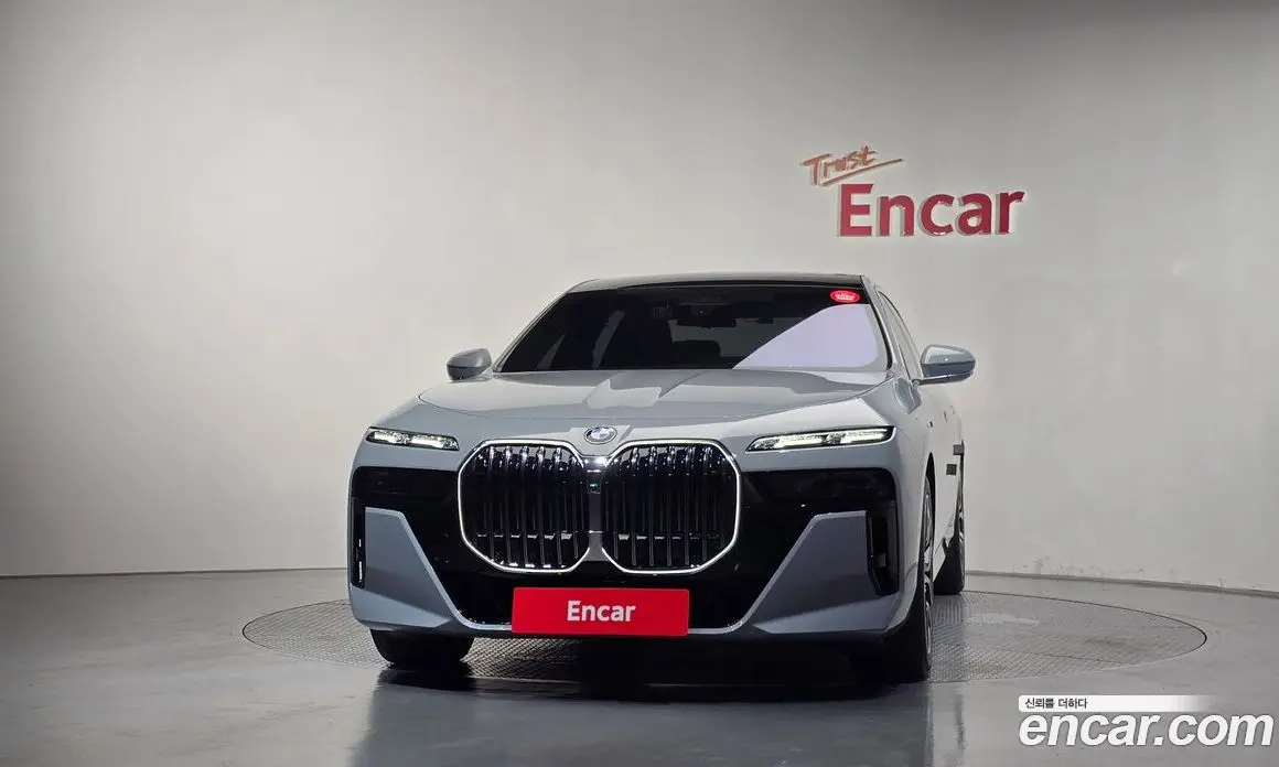 BMW 7 серия 2025 3.0 автомат (гидро), фото 3 BMW 7 серия 2025 3.0 автомат (гидро), фото 3