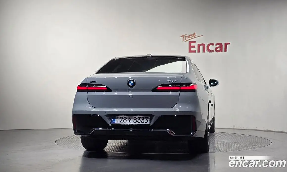 BMW 7 серия 2025 3.0 автомат (гидро), фото 4 BMW 7 серия 2025 3.0 автомат (гидро), фото 4