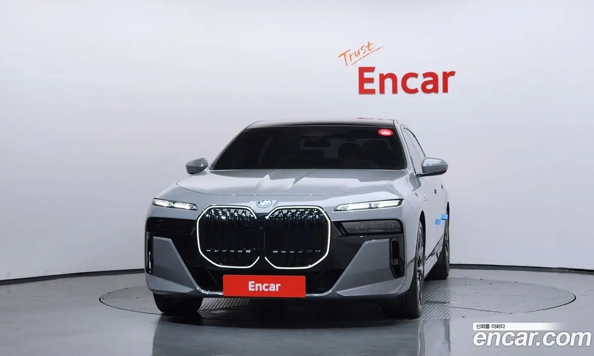 BMW 7 серия 2025 3.0 автомат (гидро), фото 3 BMW 7 серия 2025 3.0 автомат (гидро), фото 3