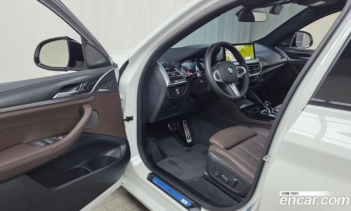 BMW X4 2025 2.0 автомат (гидро), фото 13