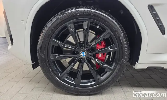 BMW X4 2025 2.0 автомат (гидро), миниатюра 5
