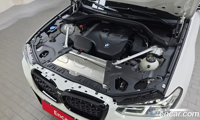 BMW X4 2025 2.0 автомат (гидро), миниатюра 6