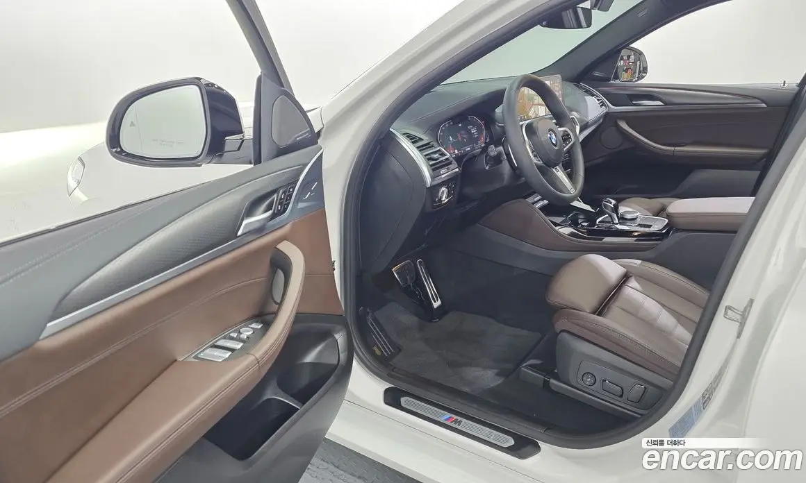 BMW X4 2025 2.0 автомат (гидро), фото 13