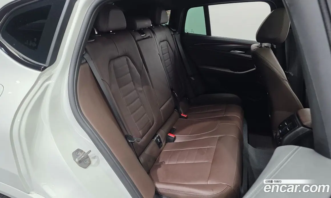 BMW X4 2025 2.0 автомат (гидро), фото 18