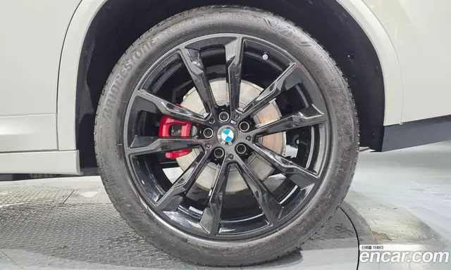 BMW X4 2025 2.0 автомат (гидро), миниатюра 7