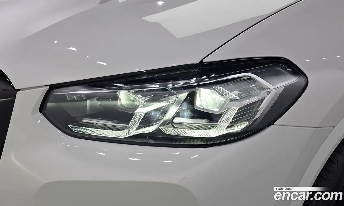 BMW X4 2025 2.0 автомат (гидро), фото 8