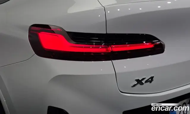 BMW X4 2025 2.0 автомат (гидро), миниатюра 9