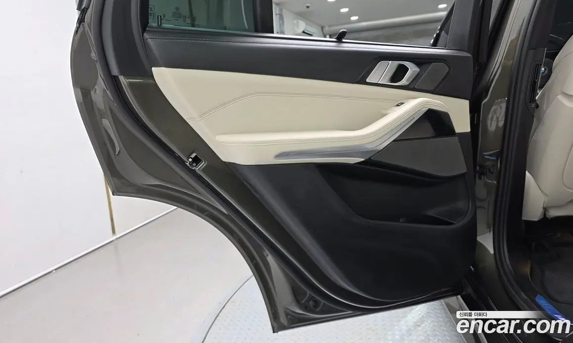 BMW X5 2025 3.0 автомат (гидро), фото 15