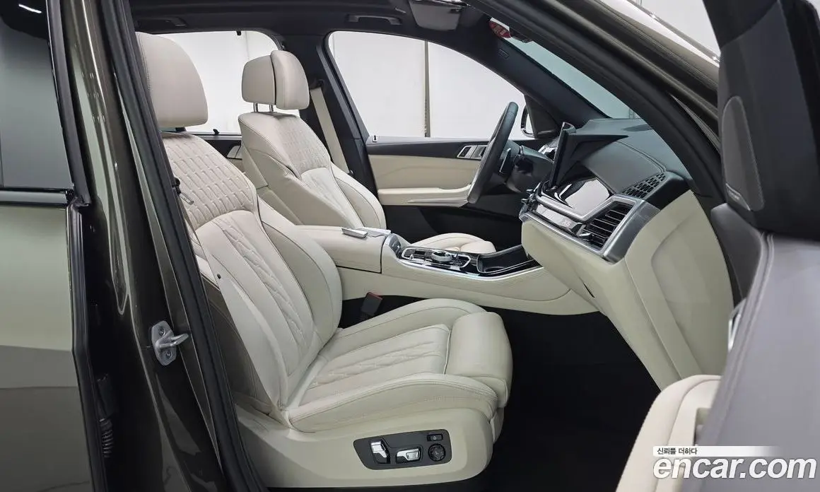 BMW X5 2025 3.0 автомат (гидро), фото 16
