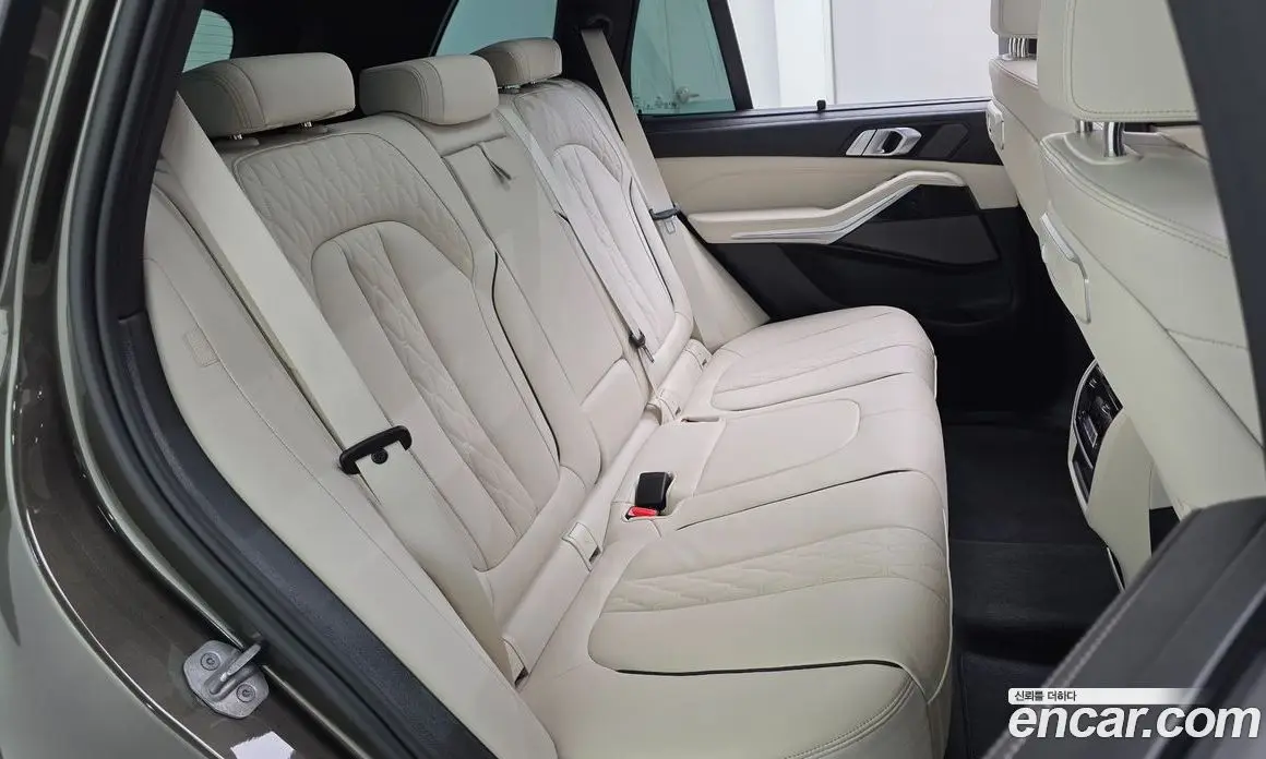 BMW X5 2025 3.0 автомат (гидро), фото 17