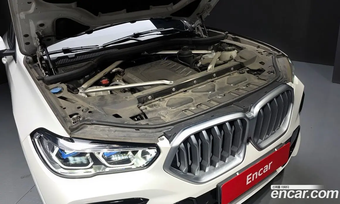 BMW X6 2022 3.0 автомат (гидро), фото 6