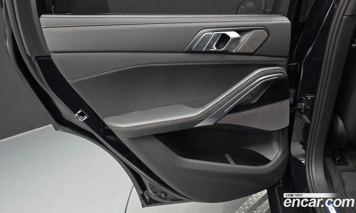 BMW X6 2025 3.0 автомат (гидро), фото 15