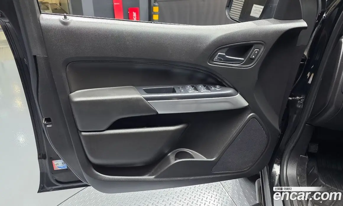 Chevrolet Colorado 2020 3.6 автомат (гидро), фото 14