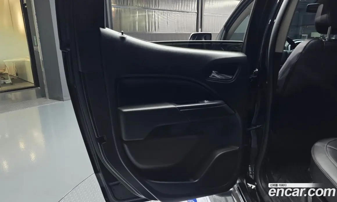 Chevrolet Colorado 2020 3.6 автомат (гидро), фото 15