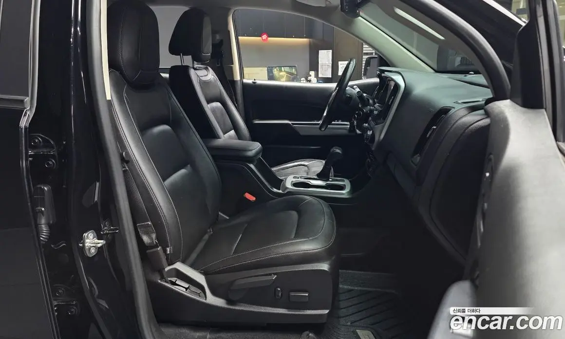 Chevrolet Colorado 2020 3.6 автомат (гидро), фото 17