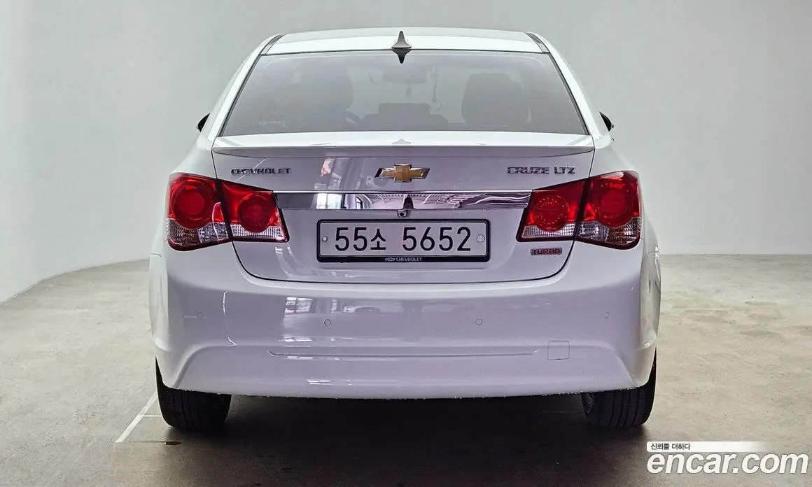 Chevrolet Cruze 2014 1.4 автомат (гидро), фото 4 Chevrolet Cruze 2014 1.4 автомат (гидро), фото 4