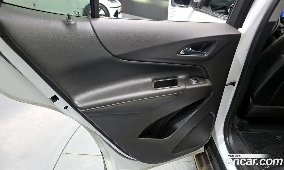 Chevrolet Equinox 2019 1.6 автомат (гидро), фото 15 Chevrolet Equinox 2019 1.6 автомат (гидро), фото 15
