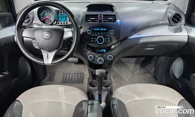 Chevrolet Spark 2011 1.0 автомат (гидро), миниатюра 7