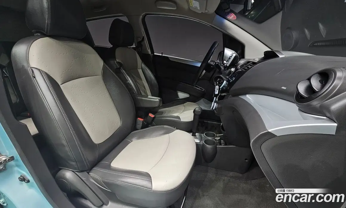 Chevrolet Spark 2011 1.0 автомат (гидро), фото 10