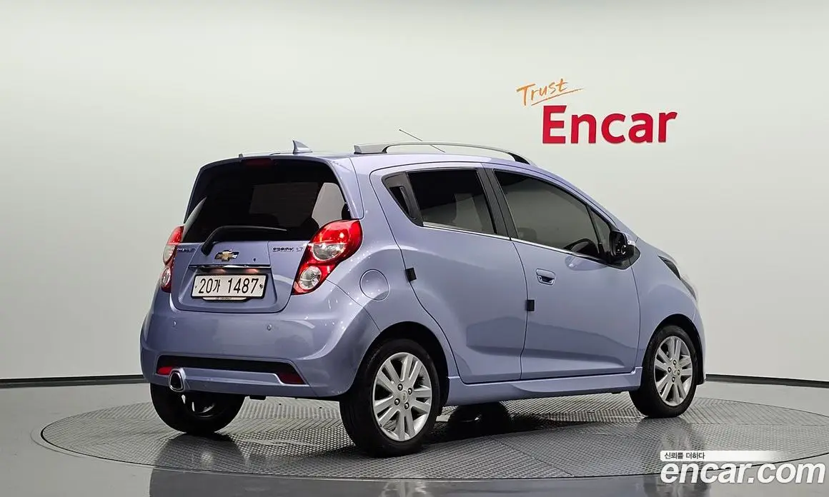 Chevrolet Spark 2014 1.0 автомат (гидро), фото 1 Chevrolet Spark 2014 1.0 автомат (гидро), фото 1