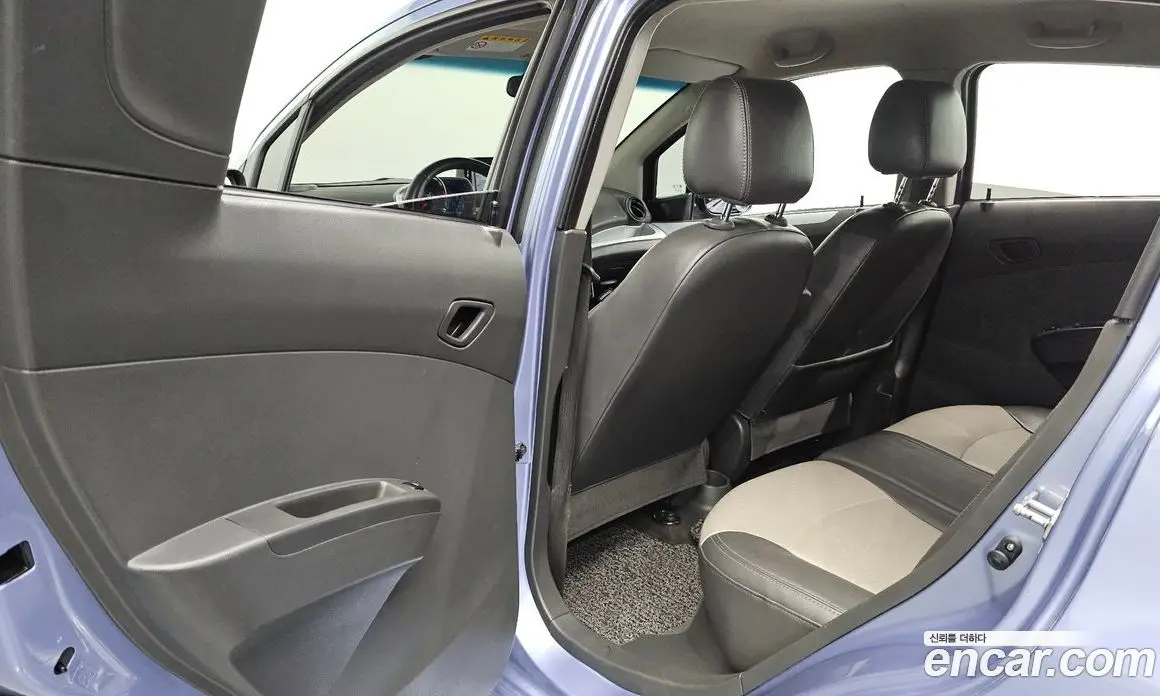 Chevrolet Spark 2014 1.0 автомат (гидро), фото 15 Chevrolet Spark 2014 1.0 автомат (гидро), фото 15