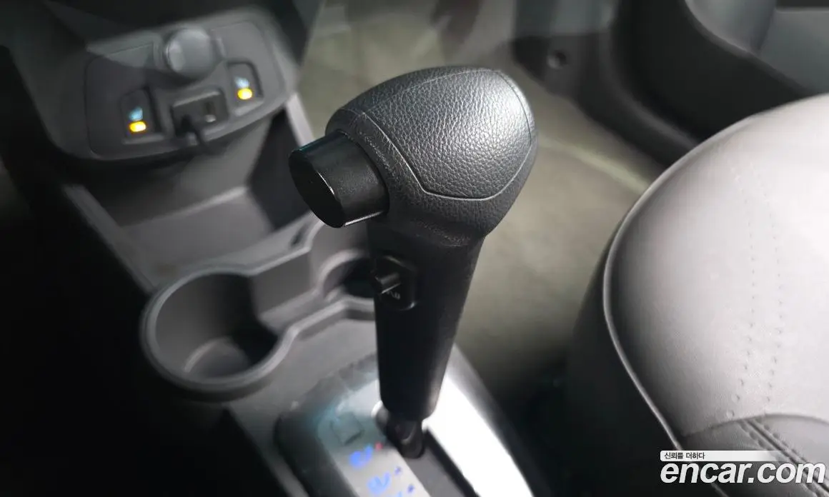 Chevrolet Spark 2014 1.0 автомат (гидро), фото 11