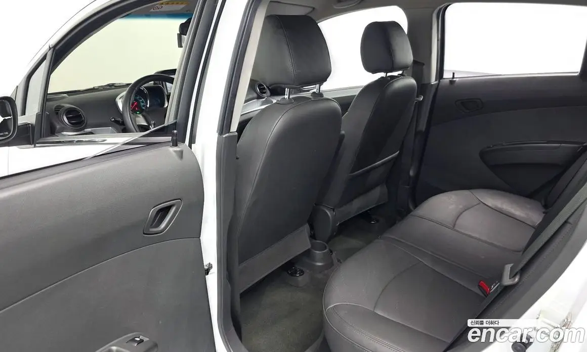 Chevrolet Spark 2014 1.0 автомат (гидро), фото 16