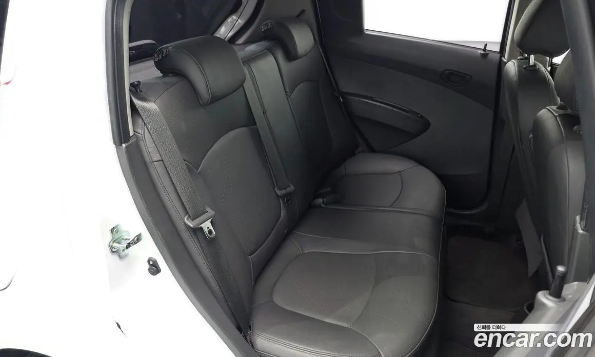 Chevrolet Spark 2014 1.0 автомат (гидро), фото 17