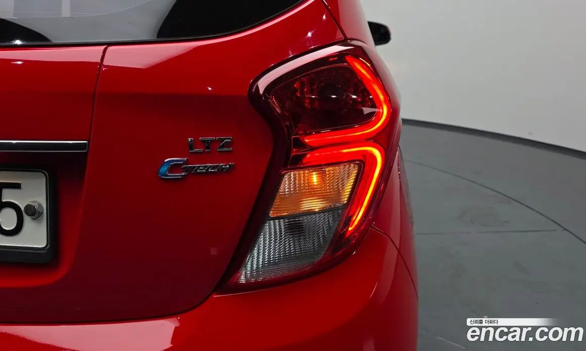Chevrolet Spark 2016 1.0 автомат (гидро), фото 9