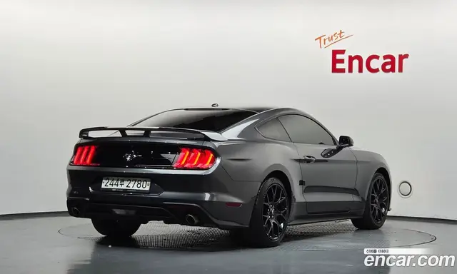 Ford Mustang 2018 2.3 автомат (гидро), миниатюра 2 Ford Mustang 2018 2.3 автомат (гидро), миниатюра 2