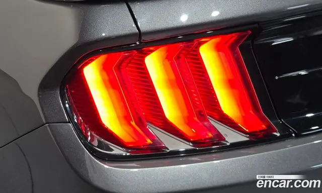 Ford Mustang 2018 2.3 автомат (гидро), миниатюра 9 Ford Mustang 2018 2.3 автомат (гидро), миниатюра 9