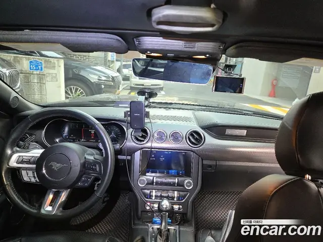 Ford Mustang 2022 5.0 автомат (гидро), миниатюра 7