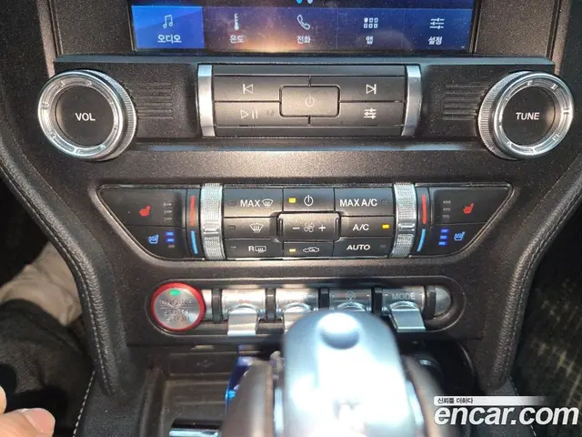 Ford Mustang 2022 5.0 автомат (гидро), миниатюра 9