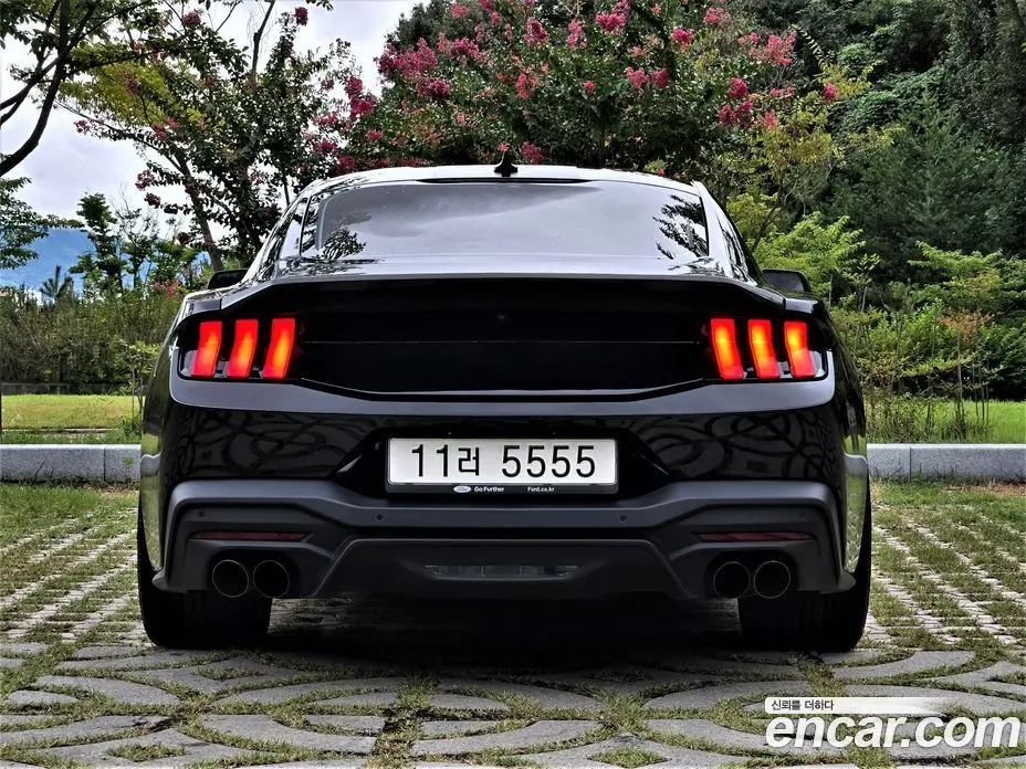 Ford Mustang 2025 5.0 автомат (гидро), фото 4