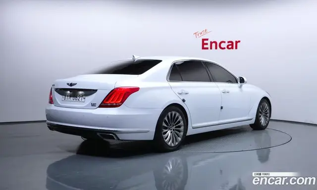 Genesis EQ900 2015 3.3 автомат (гидро), миниатюра 2