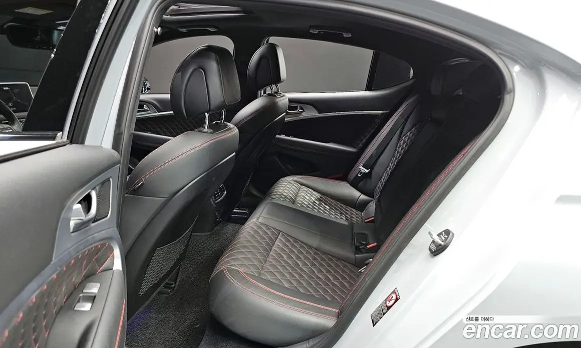 Genesis G70 2018 3.3 автомат (гидро), фото 17