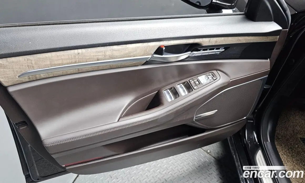 Genesis G90 2019 3.8 автомат (гидро), фото 14 Genesis G90 2019 3.8 автомат (гидро), фото 14