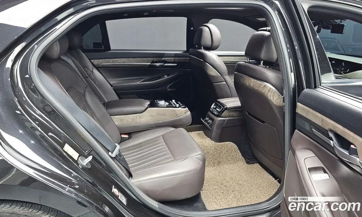 Genesis G90 2019 3.8 автомат (гидро), фото 17 Genesis G90 2019 3.8 автомат (гидро), фото 17